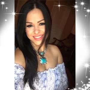 Meet your Posher, Elizabeth